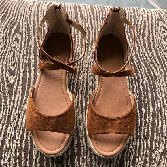 Bonnibel Brown Espadrilles Sz 9 - Picture 2 of 8